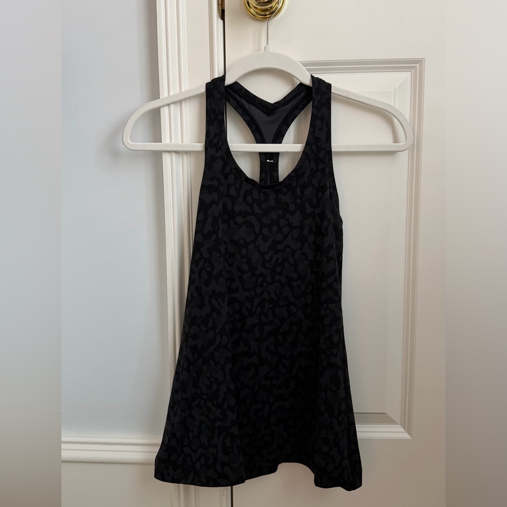 Lululemon Scoop Racerback Tank - Picture 2 of 3